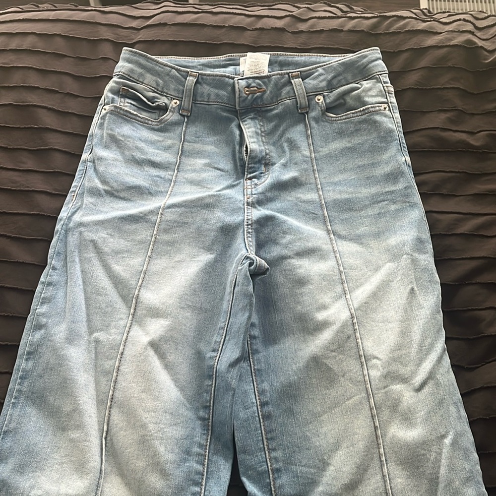 Time and Tru high rise wide leg Jean